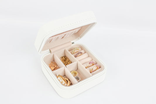 White Jewelry Storage/Travel Case